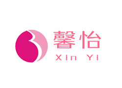 女人露出私密部位在家自拍